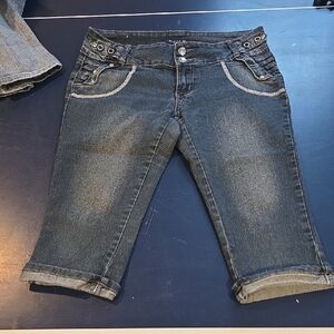 Stylish Blue Denim Women's Shorts